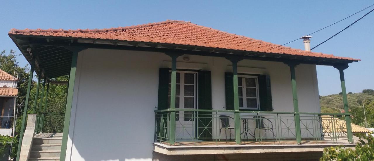 Villa Anesis Asprogerakata Exterior foto